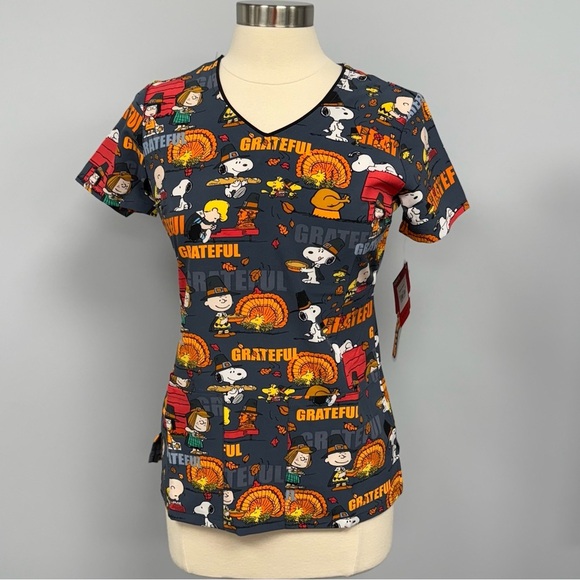 NWT Tooniforms Thanksgiving Scrub Top Peanuts Snoopy XXS Scrubs Cherokee Uniform - Picture 1 of 6